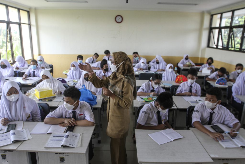 Kondisi Sistem Pendidikan Indonesia Dibandingkan Negara lain